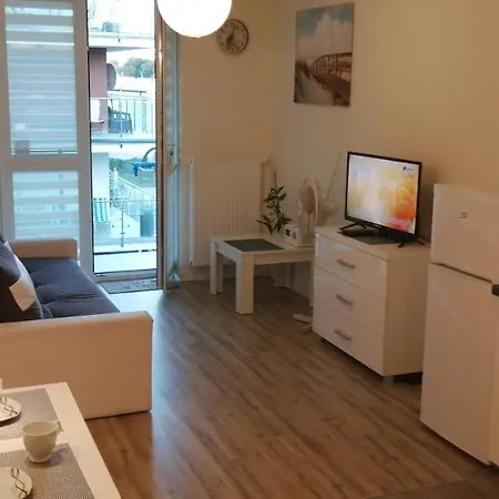 Maja Apartment *